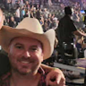 Meet your Posher, Travis